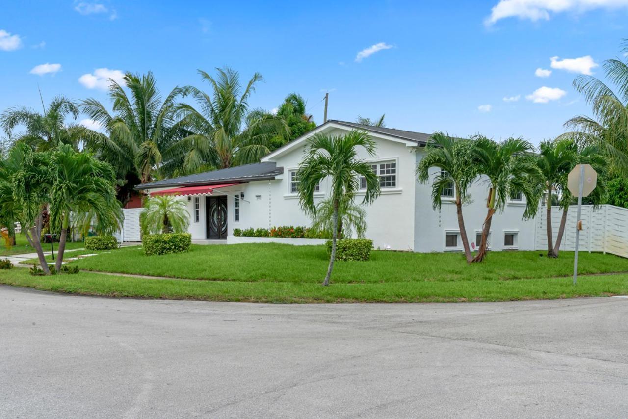 Miami Fun Home With Pool & Games L30 Esterno foto